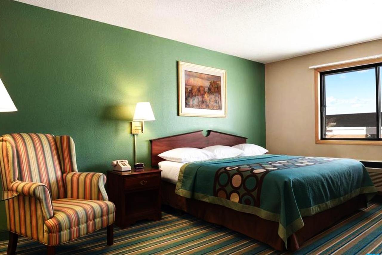 Coratel Inn & Suites By Jasper New Richmond Zewnętrze zdjęcie
